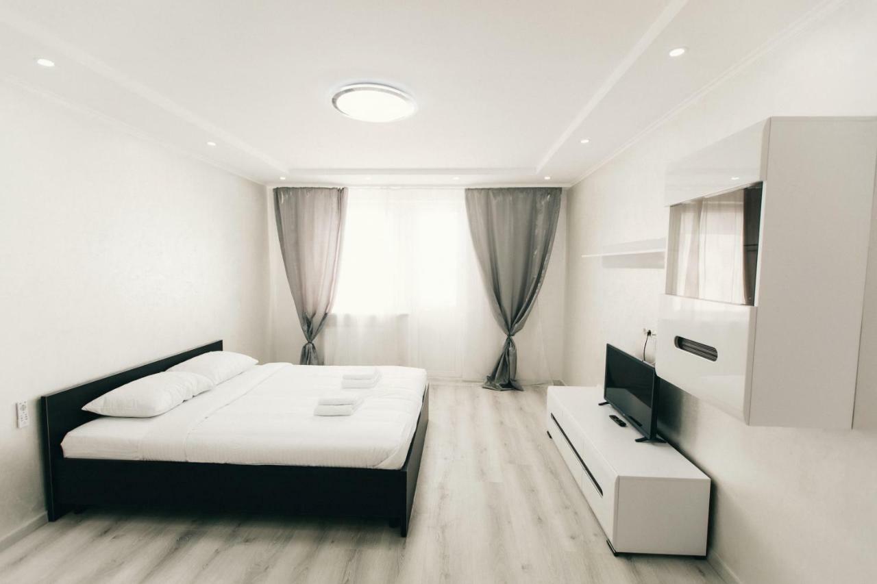 Oazis Apartments Czernowitz Exterior foto